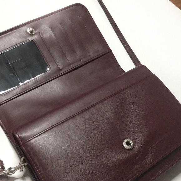 Purse - Picture 2 of 6